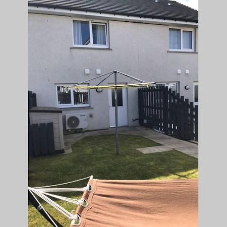 Bright And Modern 2 Bedroom Home In Kirkwall Exterior photo